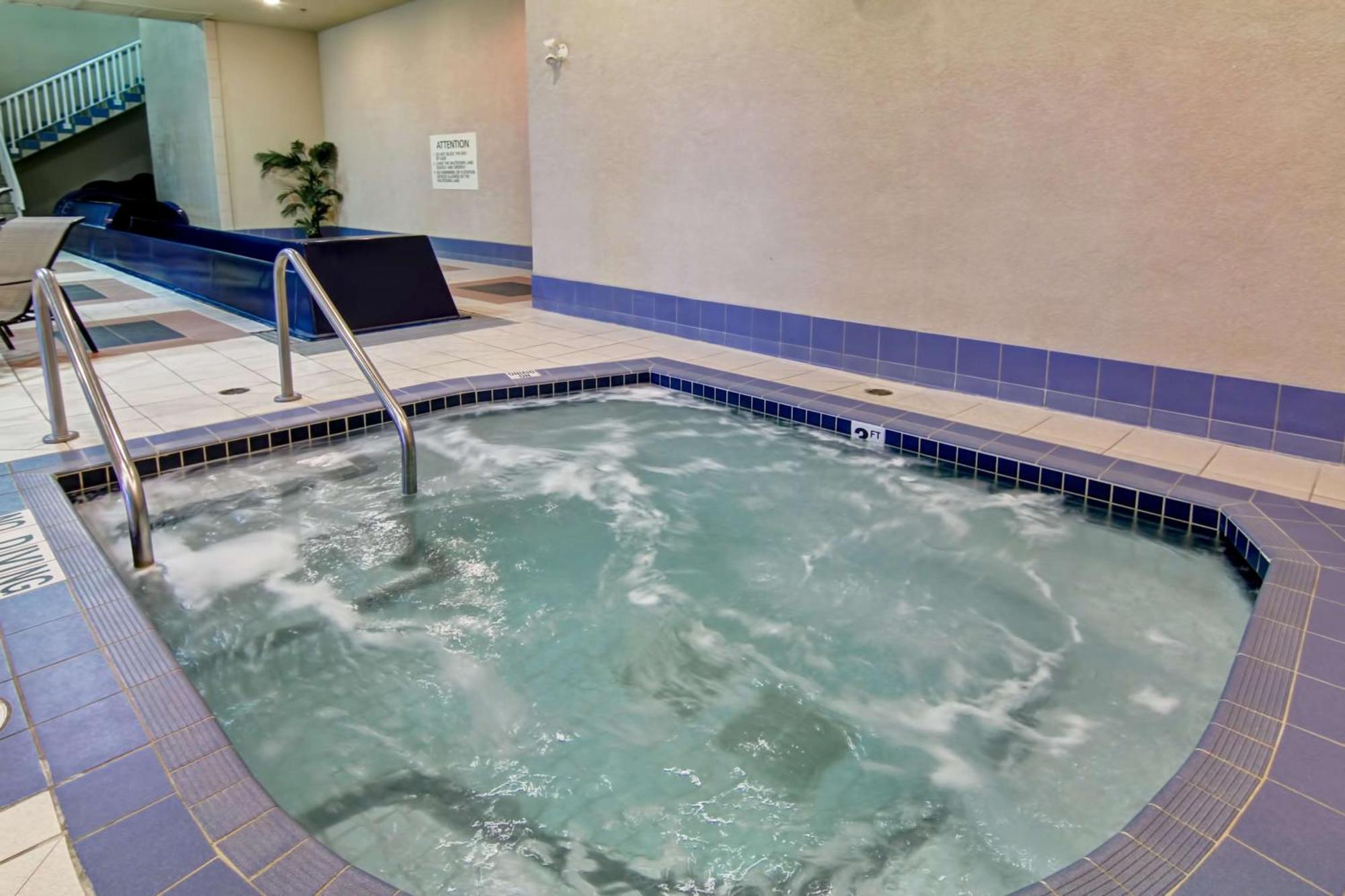 Hampton Inn By Hilton Kamloops Zewnętrze zdjęcie