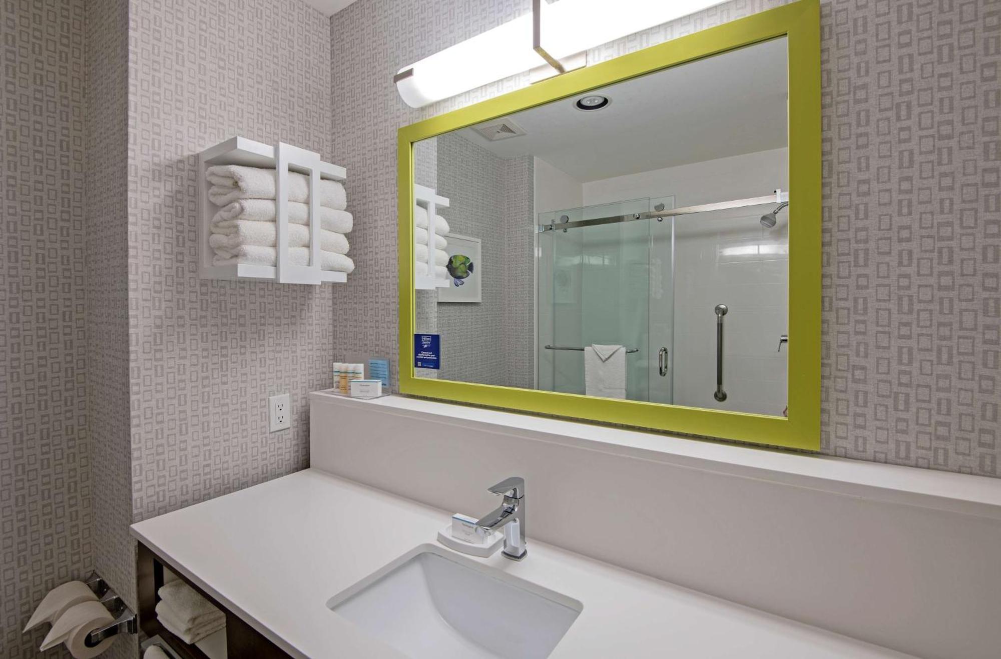 Hampton Inn By Hilton Kamloops Zewnętrze zdjęcie