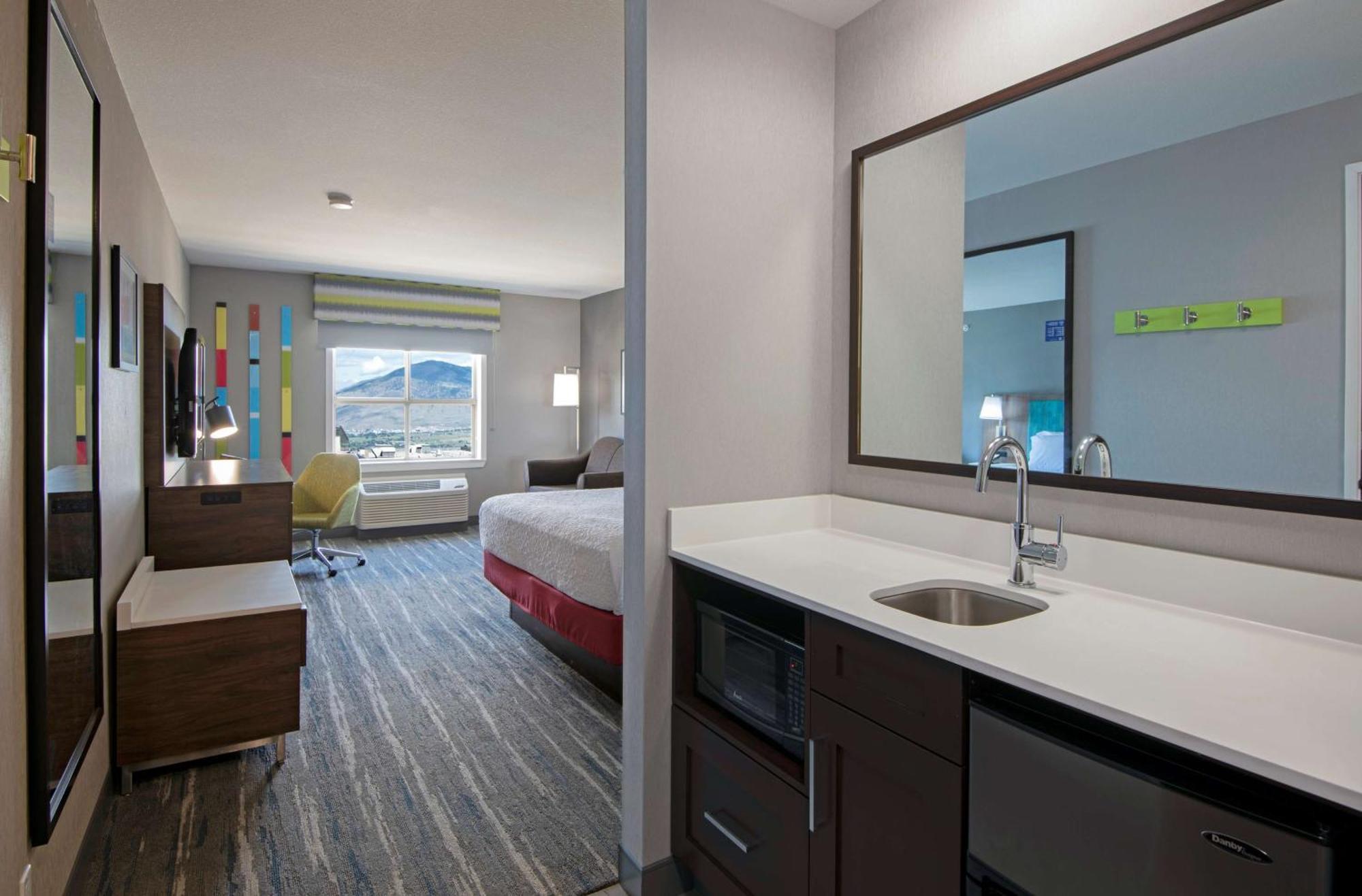 Hampton Inn By Hilton Kamloops Zewnętrze zdjęcie