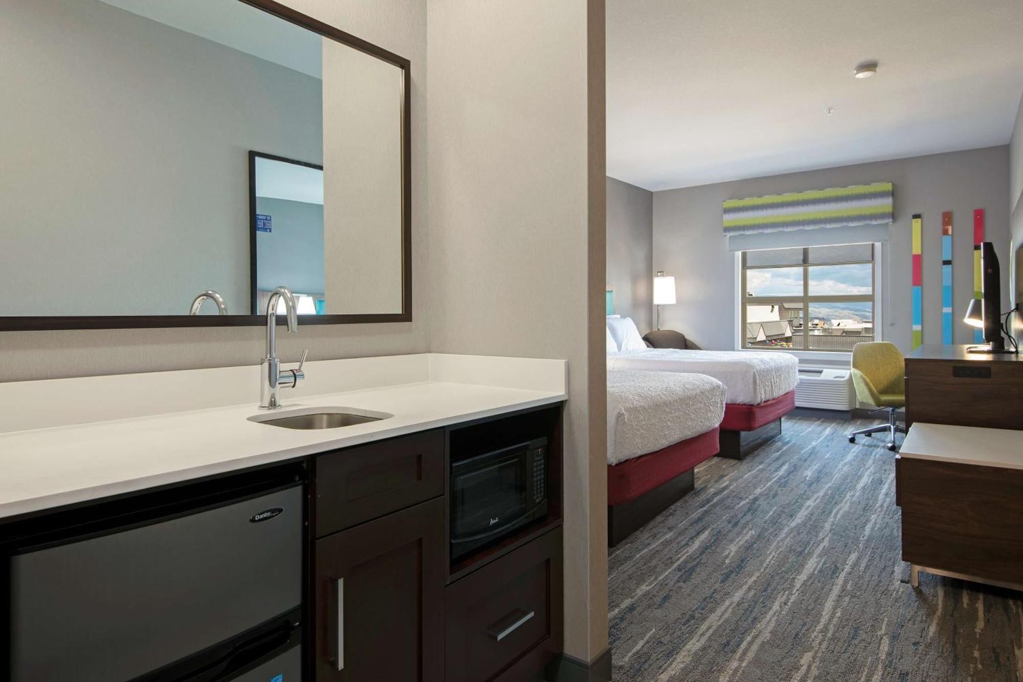 Hampton Inn By Hilton Kamloops Zewnętrze zdjęcie