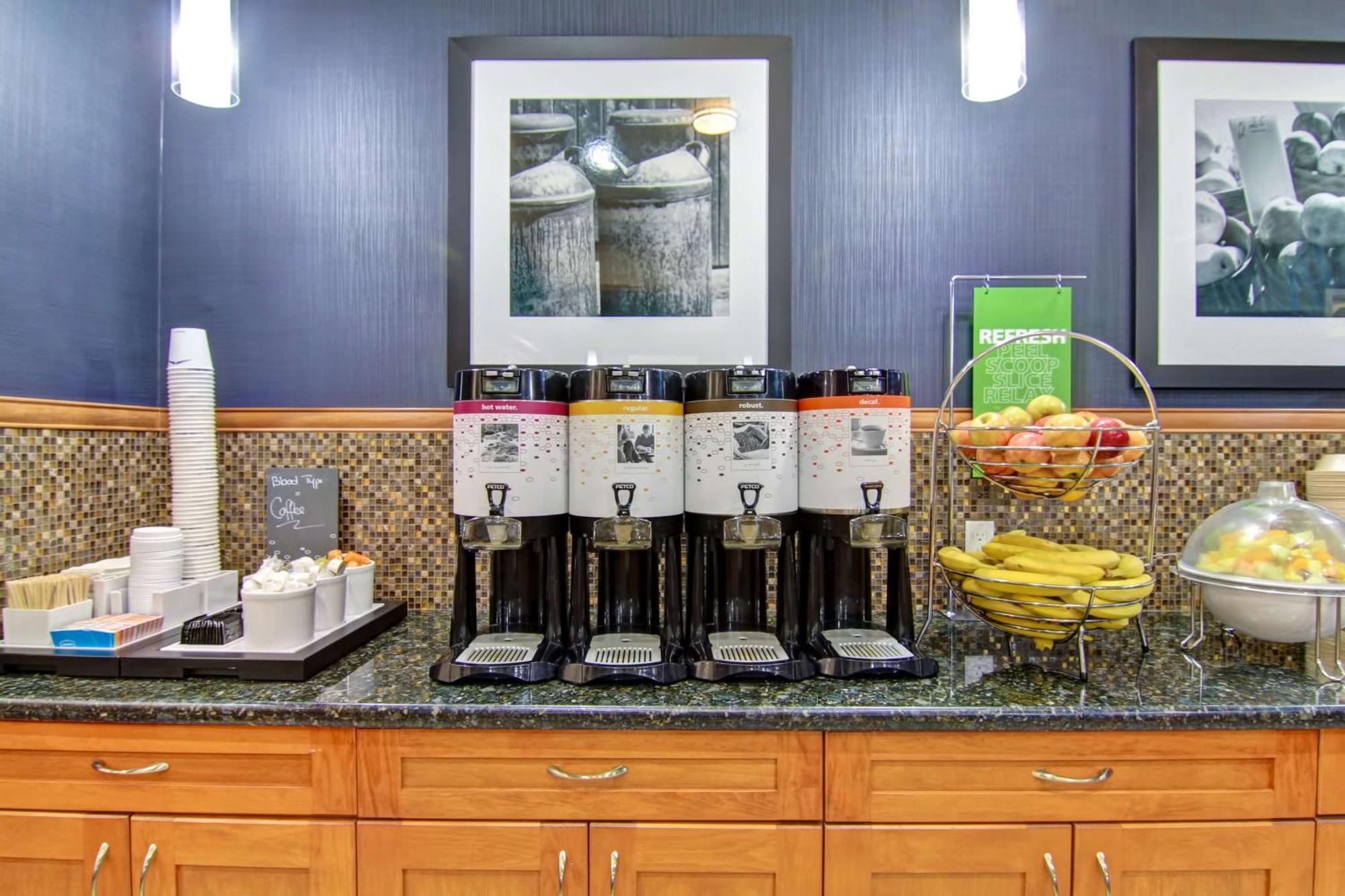 Hampton Inn By Hilton Kamloops Zewnętrze zdjęcie