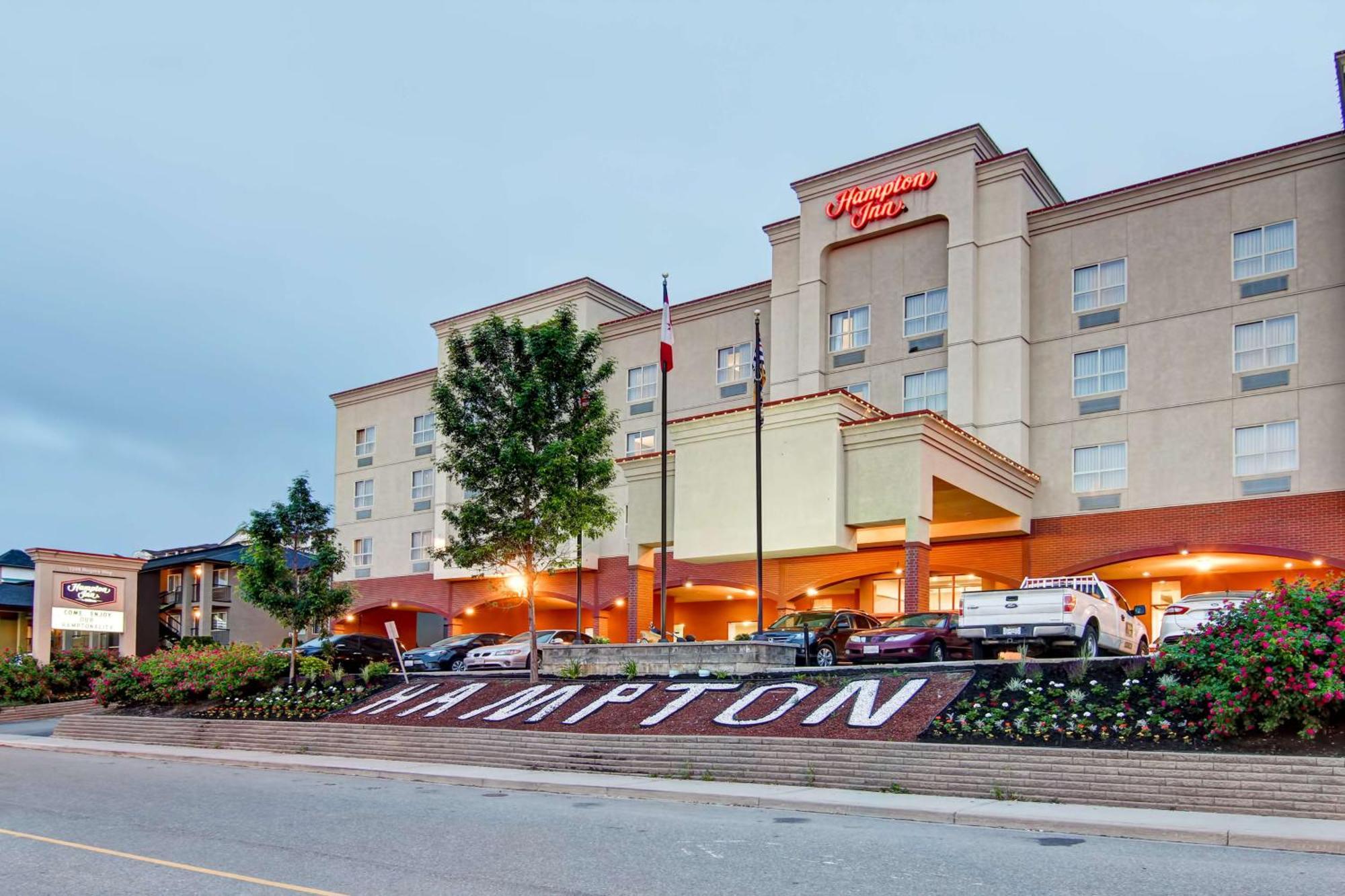 Hampton Inn By Hilton Kamloops Zewnętrze zdjęcie