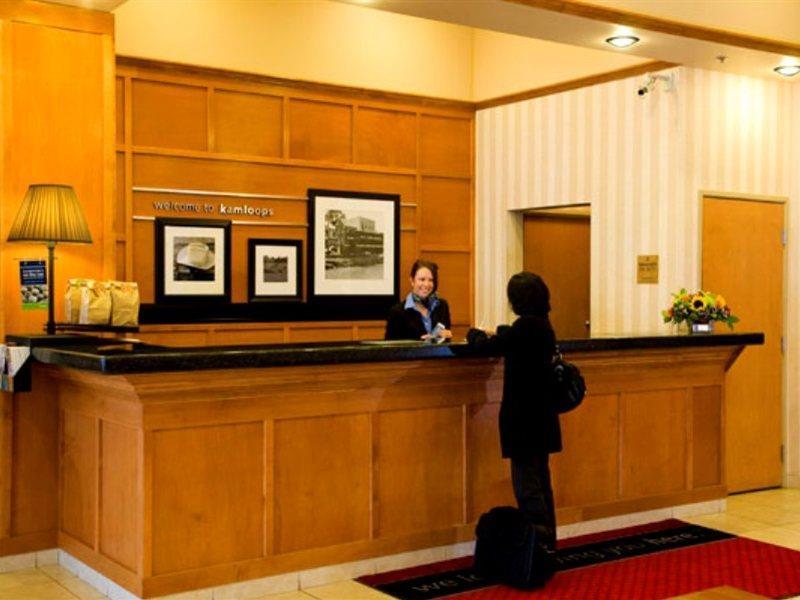 Hampton Inn By Hilton Kamloops Zewnętrze zdjęcie